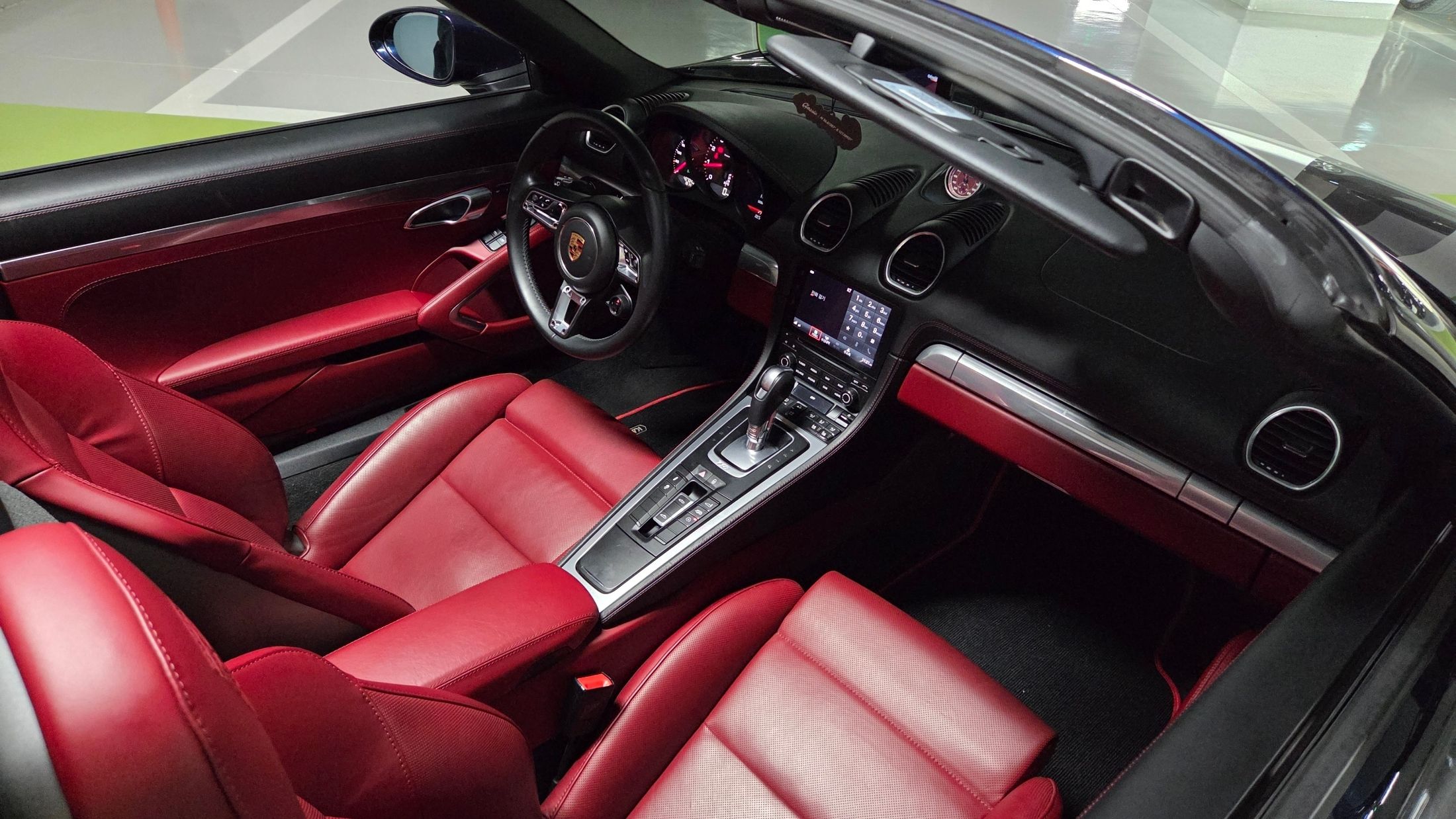 PORSCHE 718 BOXSTER 2017