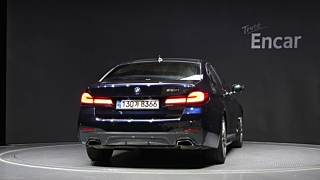 BMW 5-SERIES G30 2020