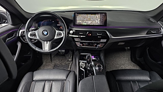 BMW 5-SERIES G30 2022