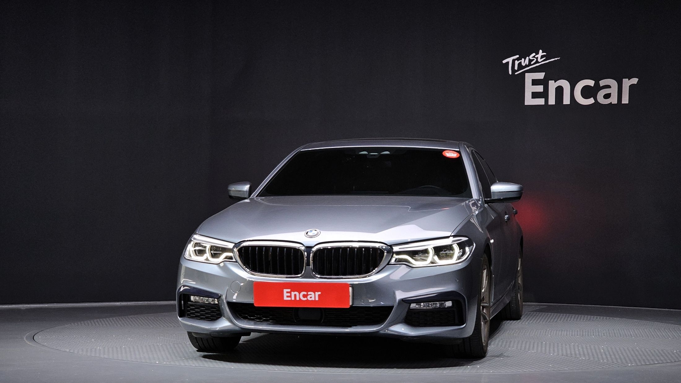 BMW 5-SERIES G30 2018