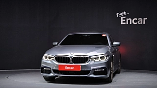 BMW 5-SERIES G30 2018