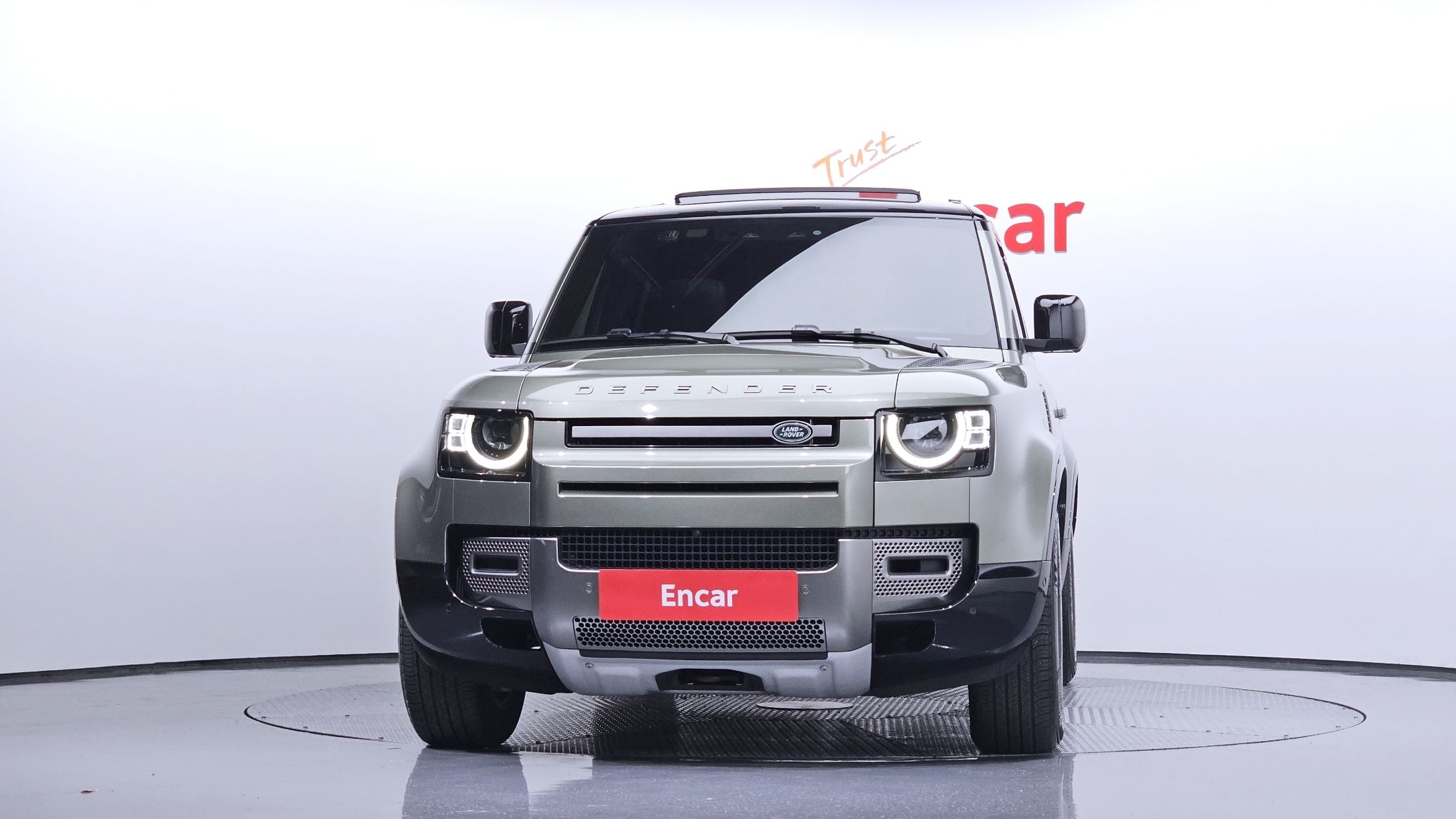 LAND ROVER DEFENDER L663 2024