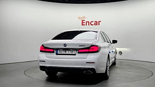 BMW 5-SERIES G30 2021