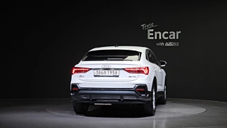 AUDI Q3 F3 2020