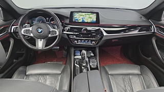 BMW 5-SERIES G30 2018