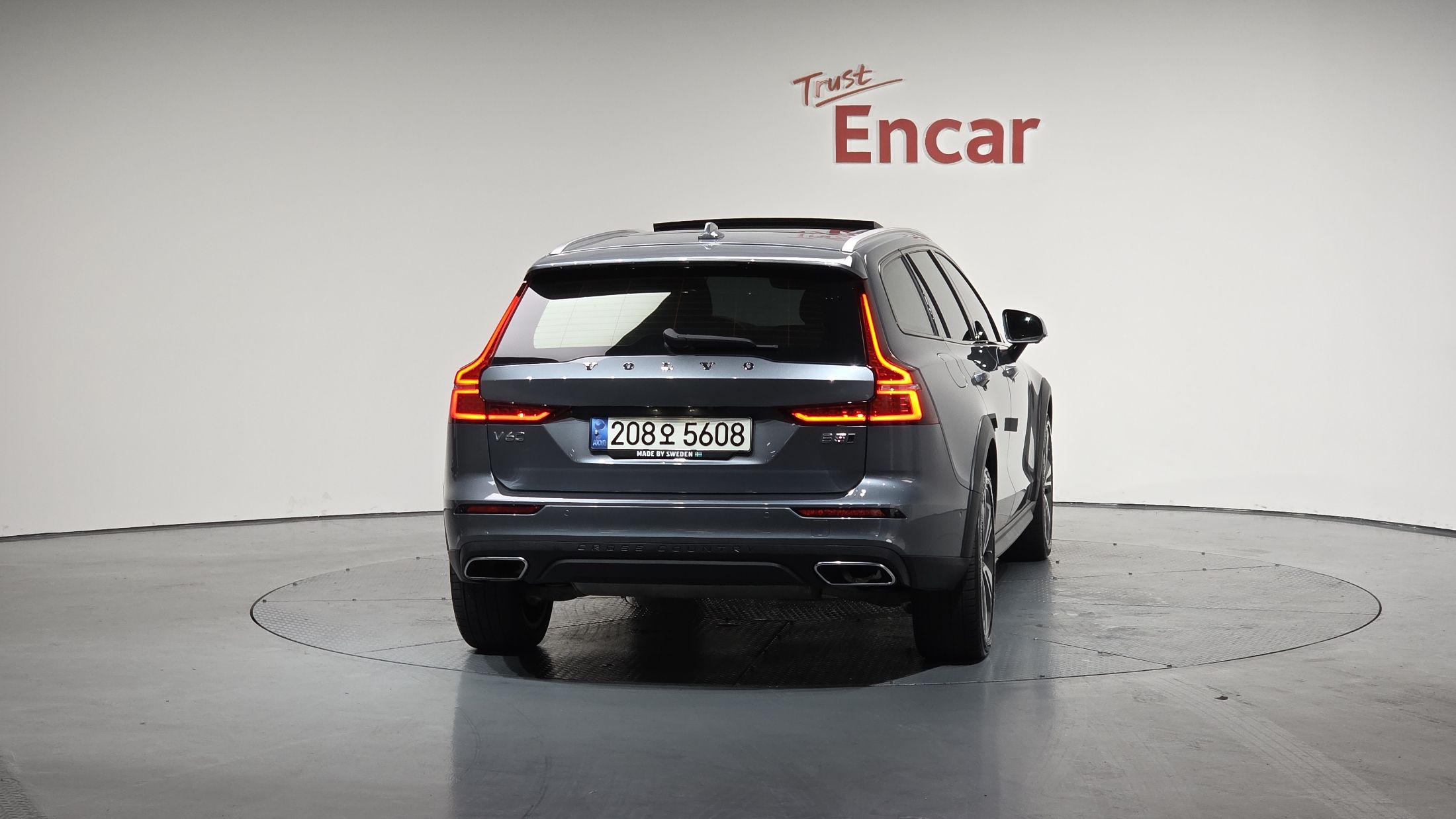VOLVO V60 CROSS COUNTRY 2021