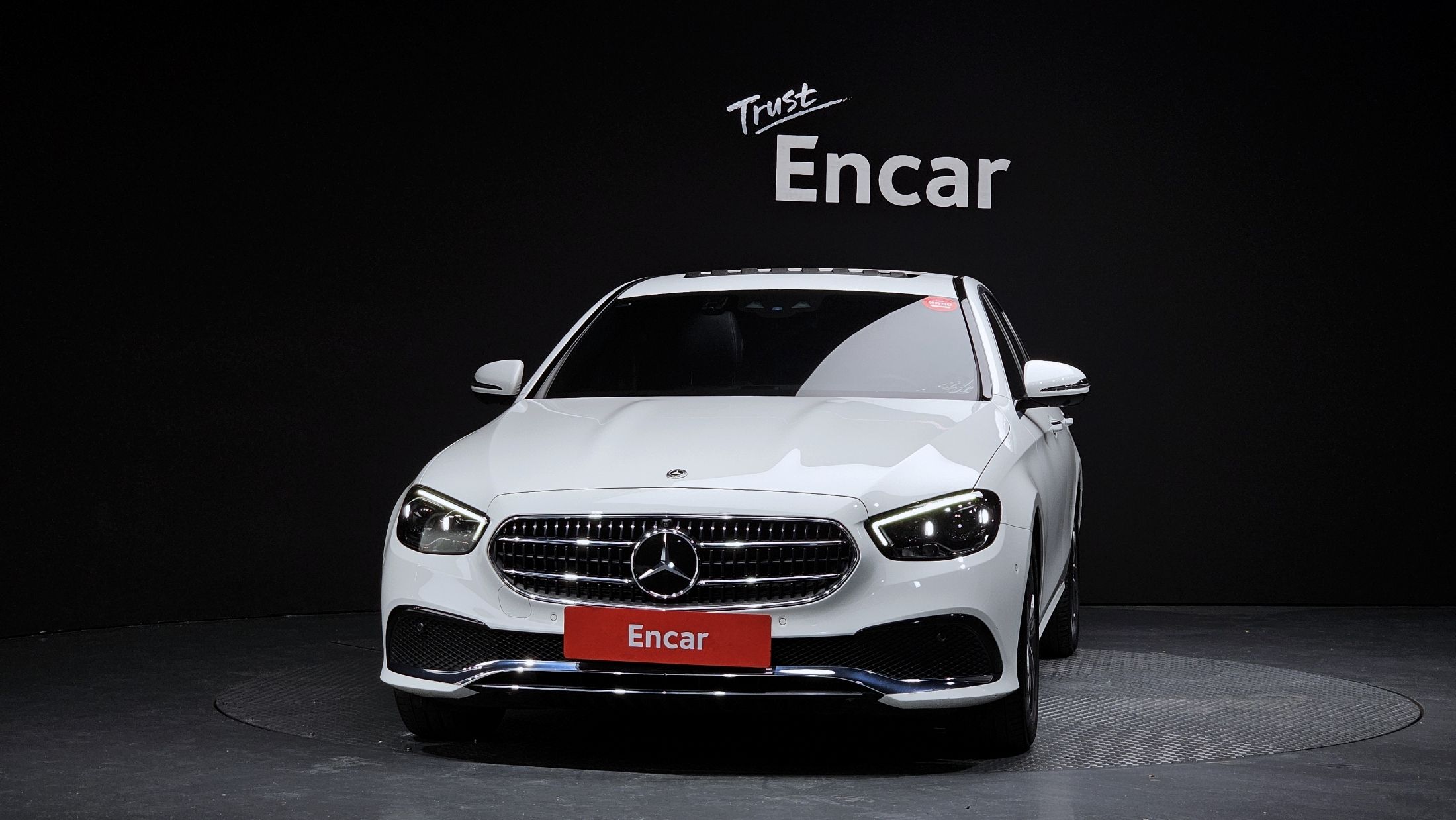 MERCEDES BENZ E-CLASS W213 2021
