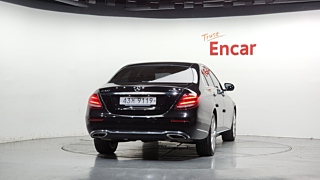 MERCEDES BENZ E-CLASS W213 2017