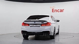 BMW 5-SERIES G30 2017