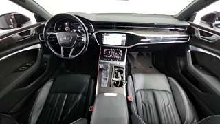 AUDI A7 4K 2020