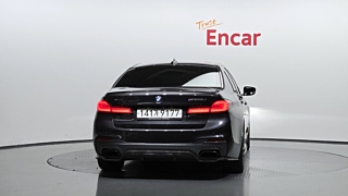 BMW 5-SERIES G30 2018