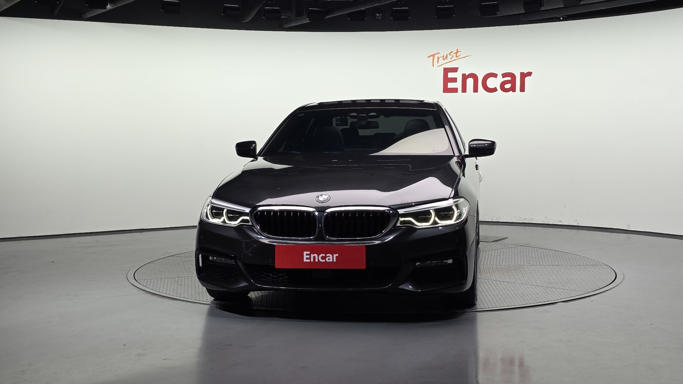 BMW 5-SERIES G30 2018