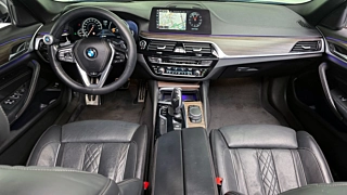 BMW 5-SERIES G30 2018