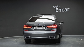 BMW 7-SERIES G11 2018