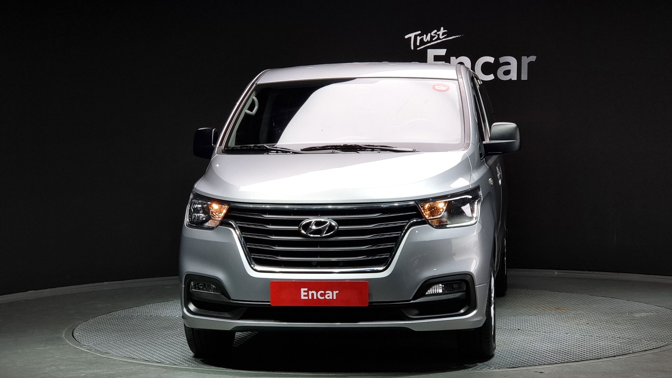 HYUNDAI STAREX GRAND 2019