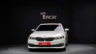 BMW 5-SERIES G30 2019