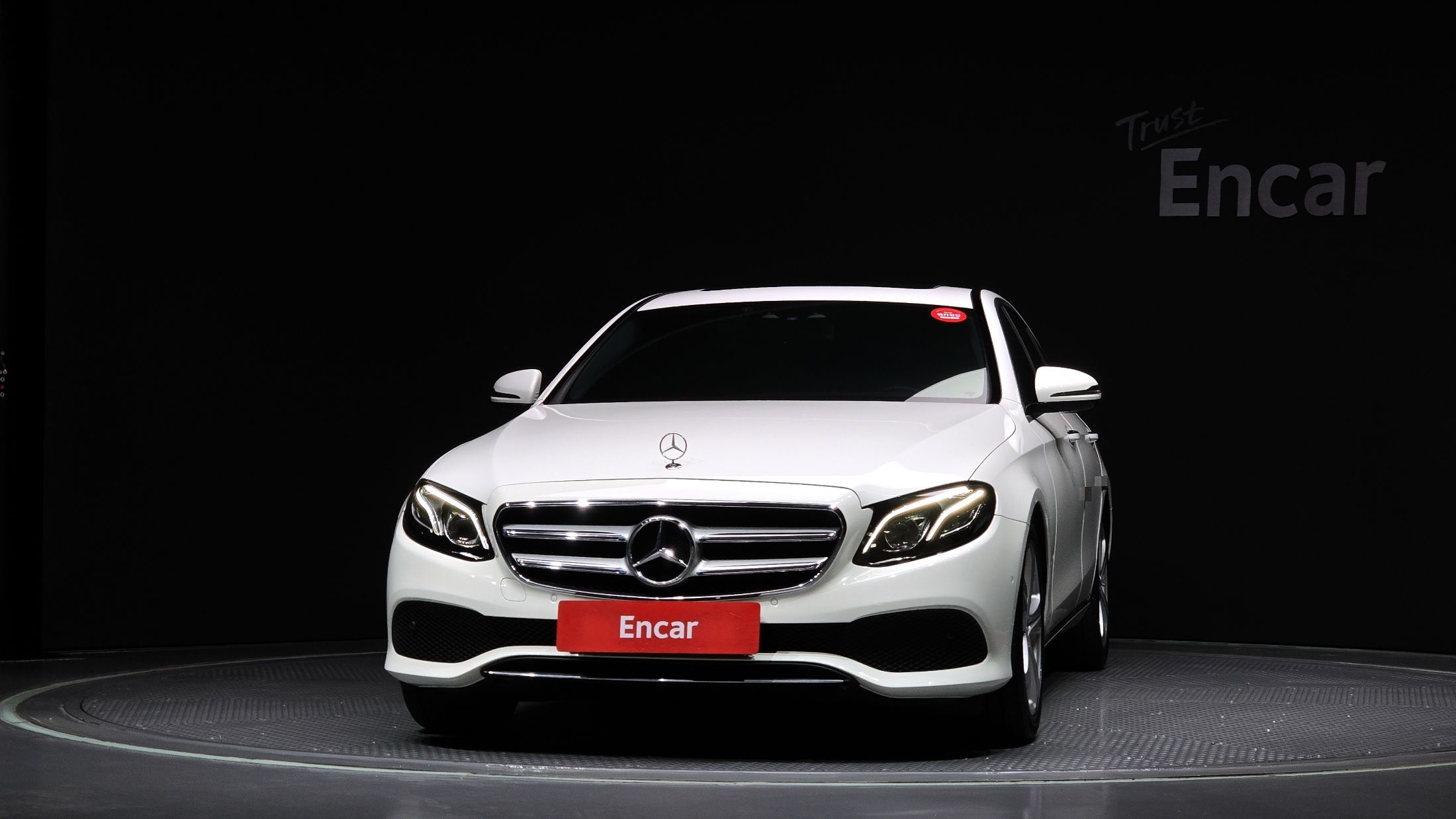 MERCEDES BENZ E-CLASS W213 2017