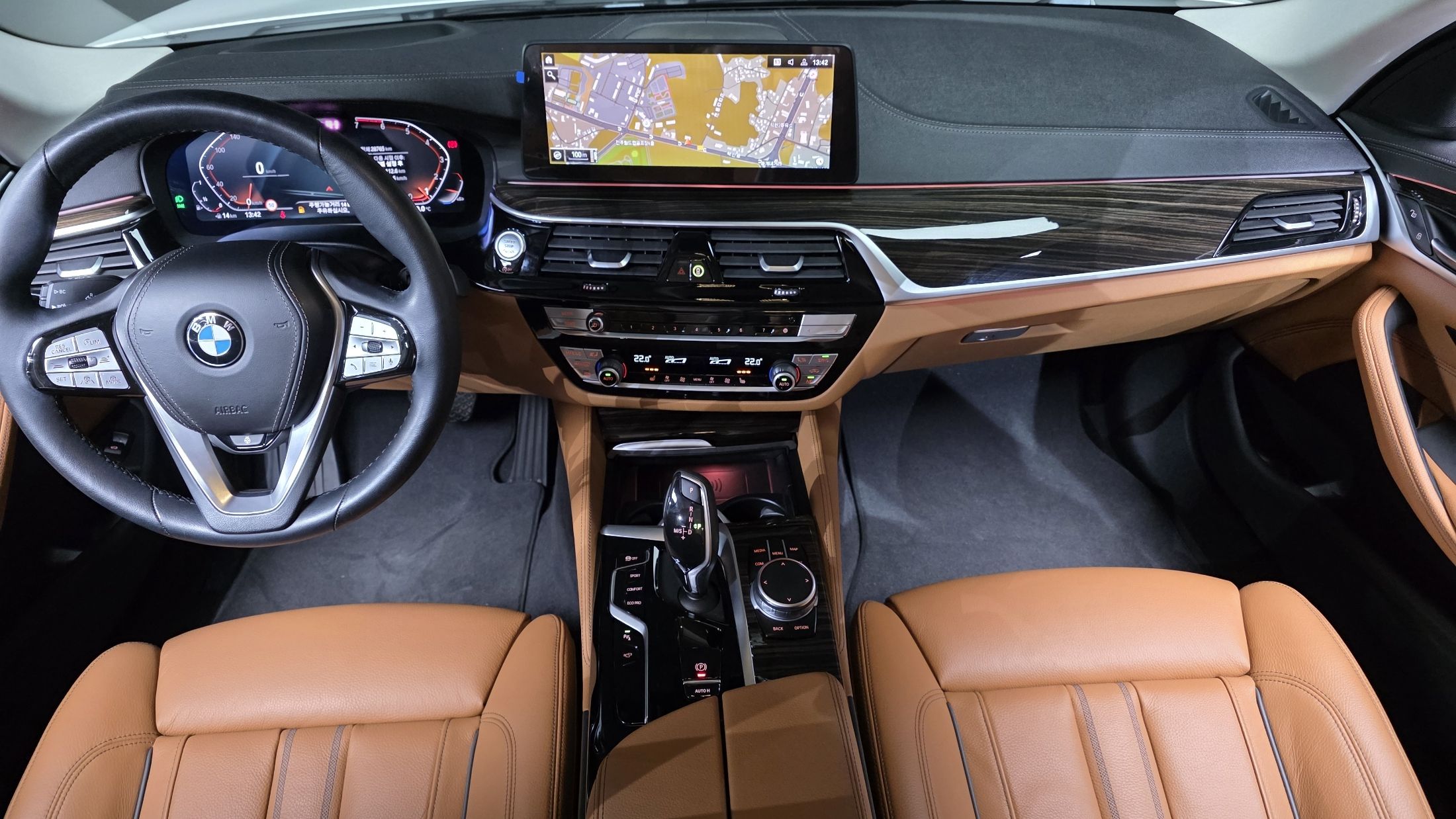 BMW 5-SERIES G30 2021