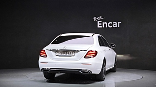MERCEDES BENZ E-CLASS W213 2020