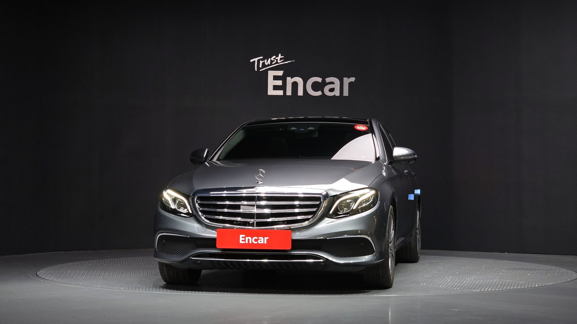 MERCEDES BENZ E-CLASS W213 2020