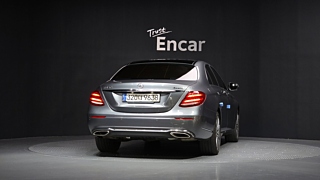 MERCEDES BENZ E-CLASS W213 2020