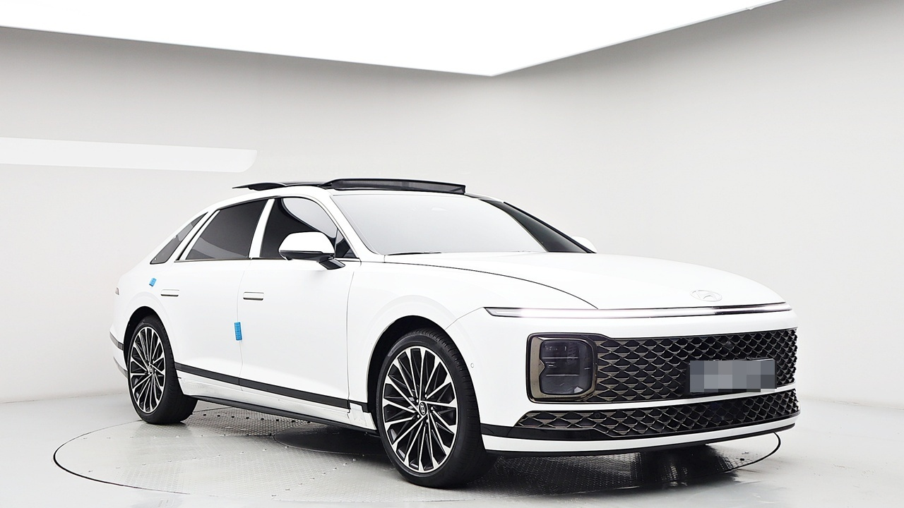 HYUNDAI GRANDEUR HYBRID GN7 2023