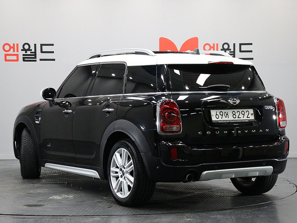 MINI COUNTRYMAN COOPER D 2018