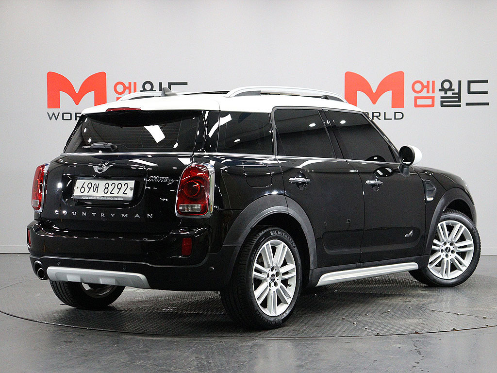 MINI COUNTRYMAN COOPER D 2018