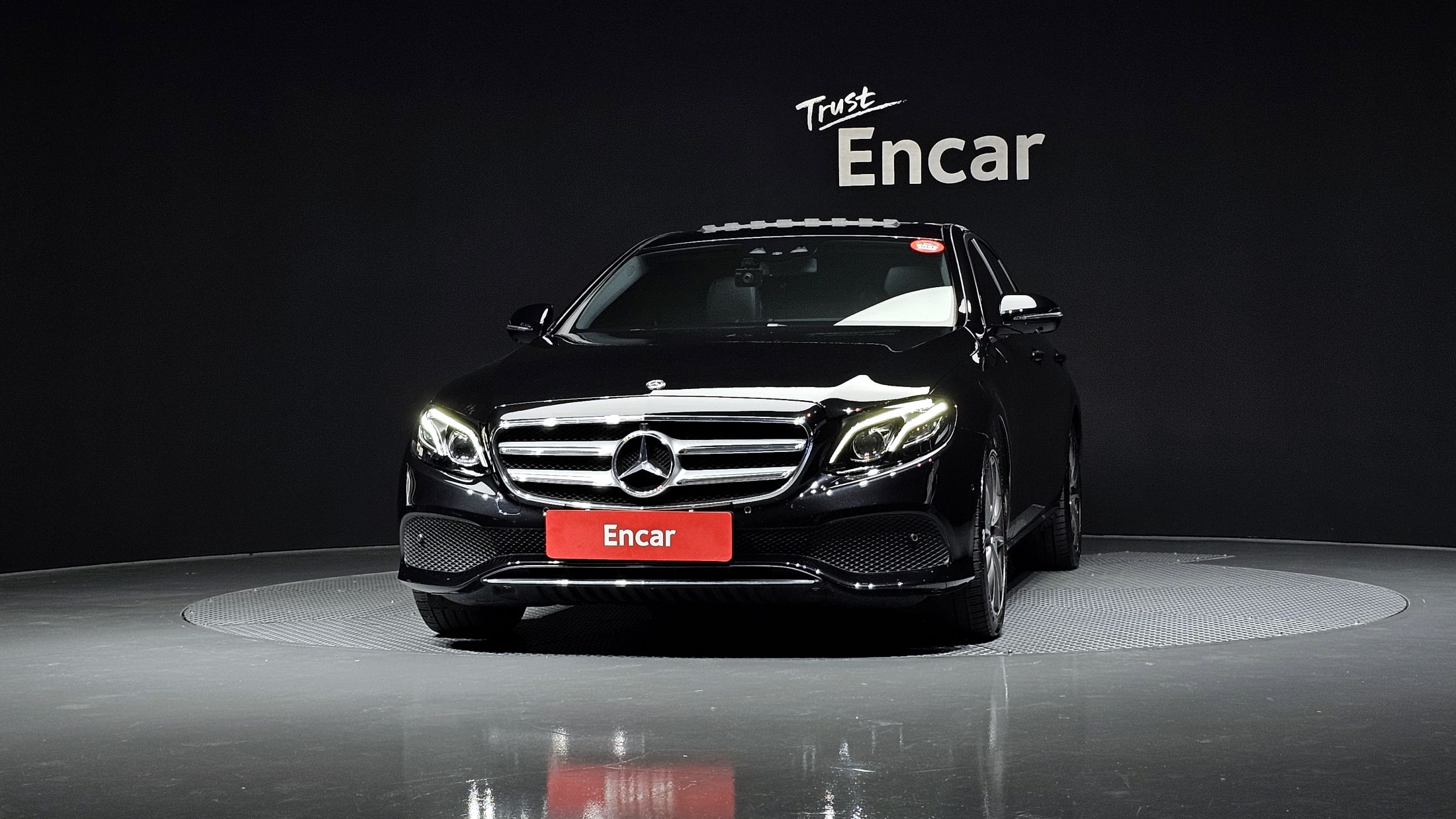 MERCEDES BENZ E-CLASS W213 2018