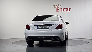 MERCEDES BENZ C-CLASS W205 2021