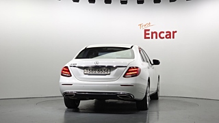 MERCEDES BENZ E-CLASS W213 2018