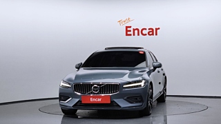 VOLVO S60 2021