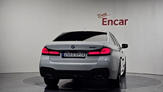 BMW 5-SERIES G30 2023