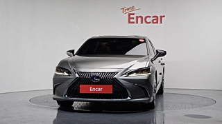 LEXUS ES300H 2020