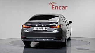 LEXUS ES300H 2020