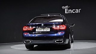 BMW 7-SERIES G11 2017