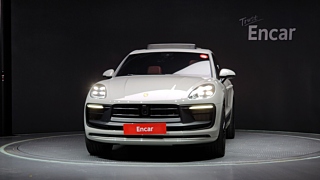 PORSCHE MACAN 2023
