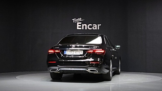 MERCEDES BENZ E-CLASS W213 2021