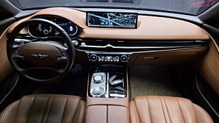 GENESIS G80 RG3 2023