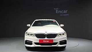 BMW 5-SERIES G30 2019