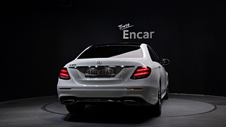 MERCEDES BENZ E-CLASS W213 2018