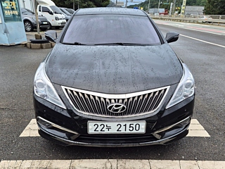 HYUNDAI GRANDEUR HG 2015