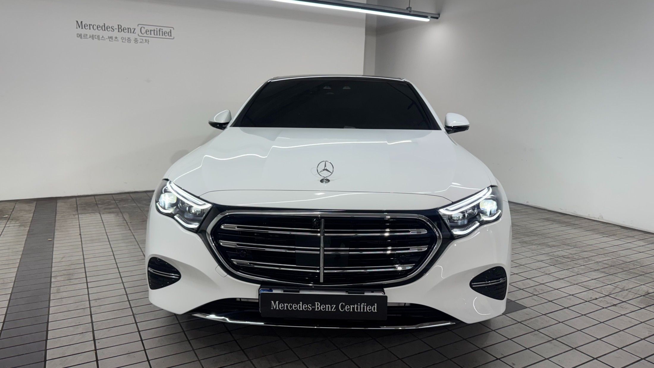 MERCEDES BENZ E-CLASS W214 2025