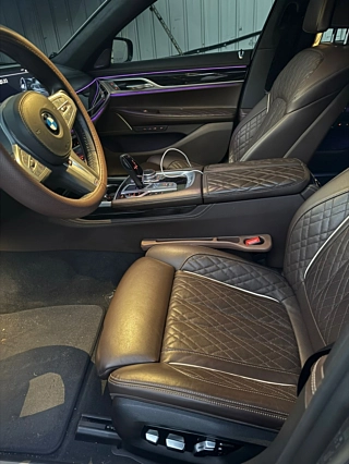 BMW 7-SERIES G11 2020