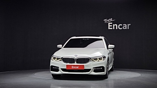 BMW 5-SERIES G30 2018