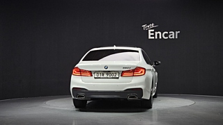 BMW 5-SERIES G30 2018