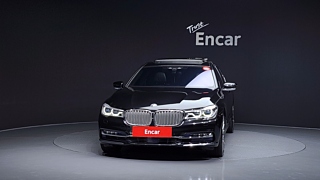 BMW 7-SERIES G11 2016