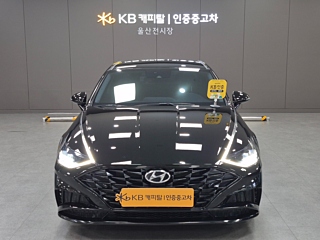 HYUNDAI SONATA DN8 2021