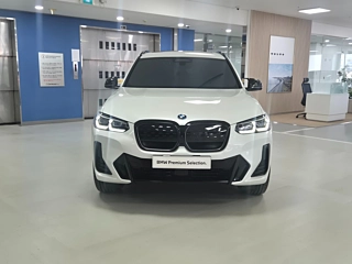 BMW IX3 2022