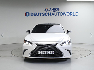 LEXUS ES300H 2019